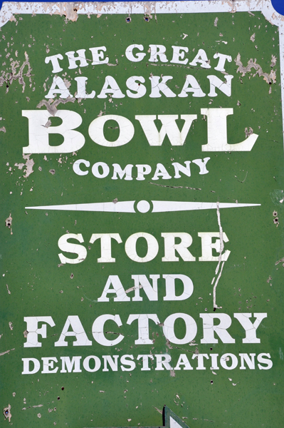 sign: The Great Alaskan Bowl Company